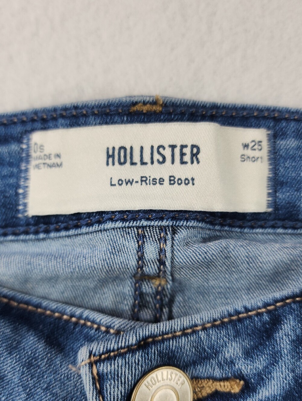 Hollister Low Rise Bootcut Jeans W25 Short Y2K Stretch Denim Back to School - Picture 2 of 13